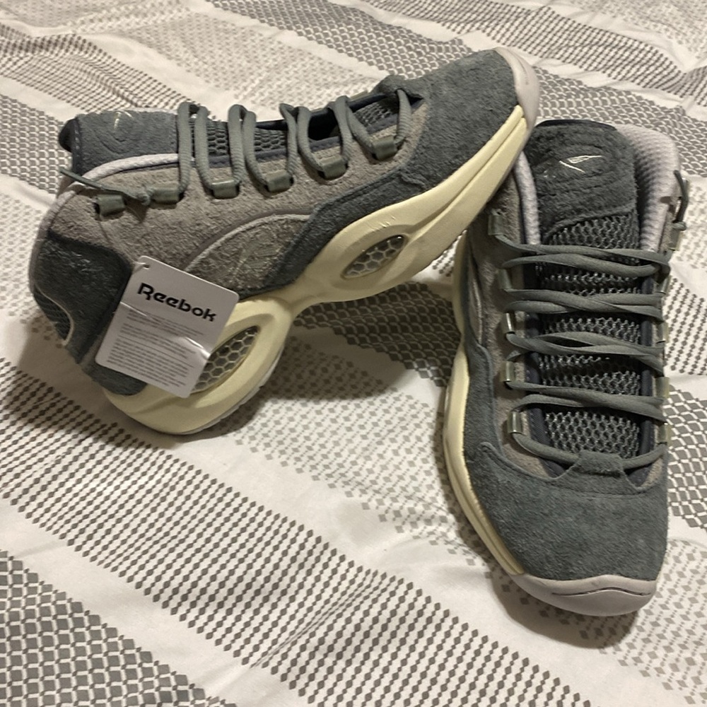 REEBOK - Picture 2 of 8